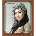 gaya geometrik jilbab urban